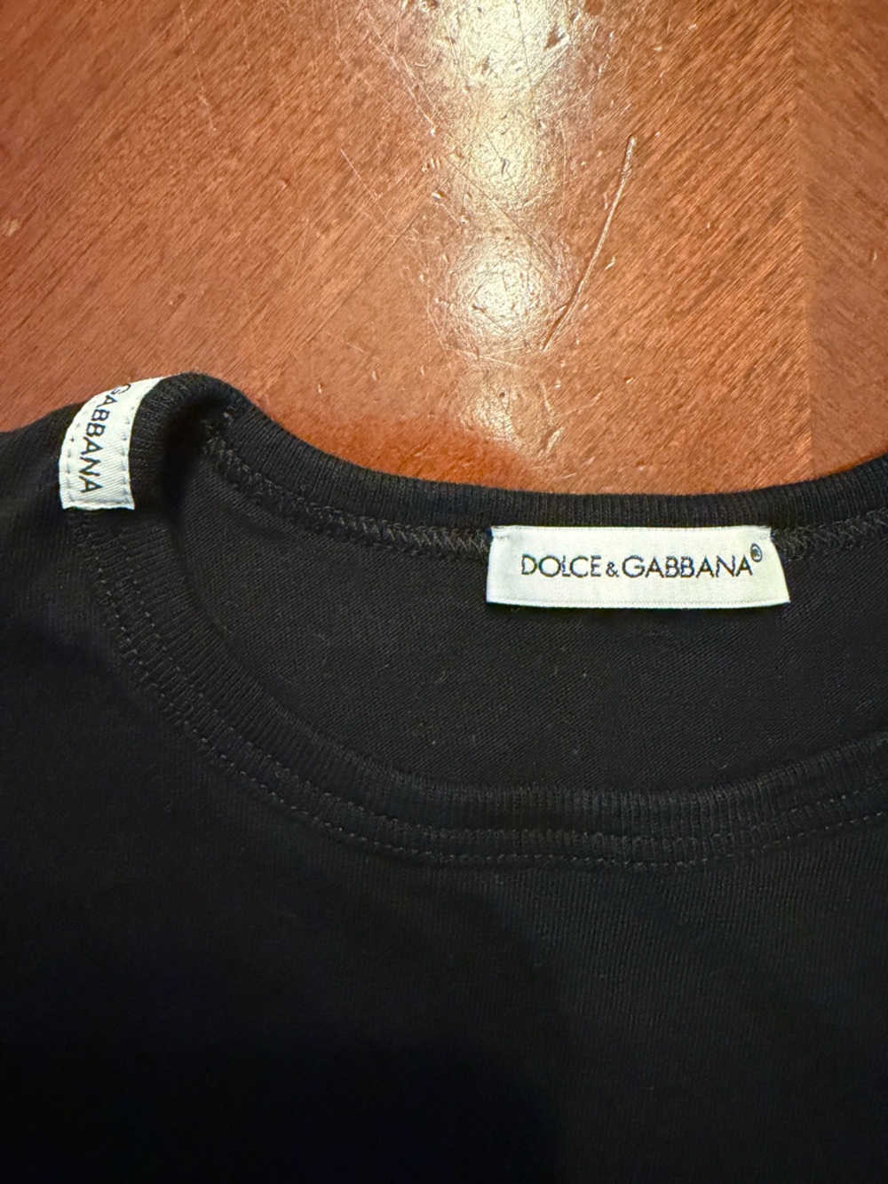 Dolce & Gabbana Black Short Sleeve Crew Tee - Picture 2 of 3